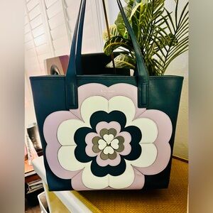 EUC Kate Spade Navy and Pink 3d Floral Tote